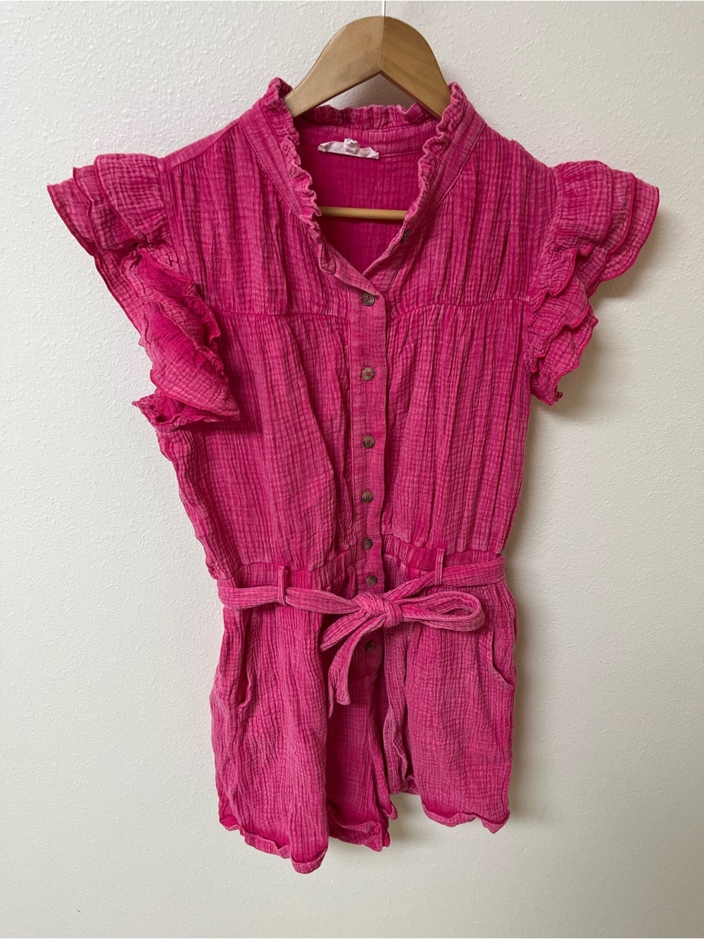 Sewn + Seen Hot Pink Ruffle Sleeve Button Romper women’s size M
